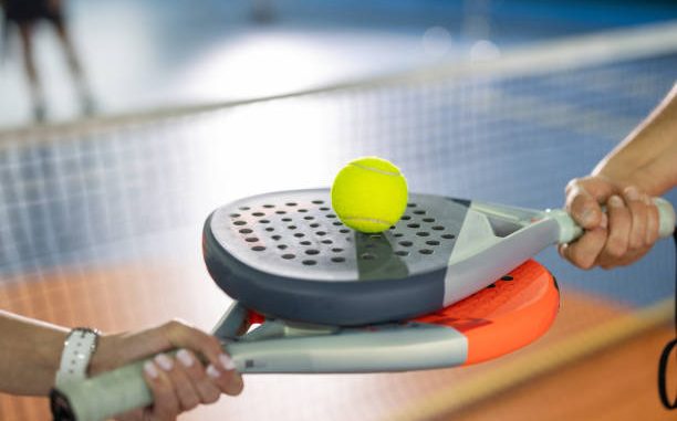 Constructeur court de padel